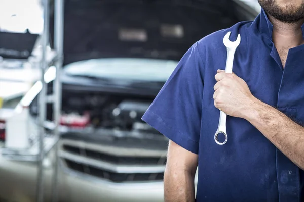 Mecánica Verificación Mano Fijación Coche Roto Garaje Servicio Del Coche — Foto de Stock