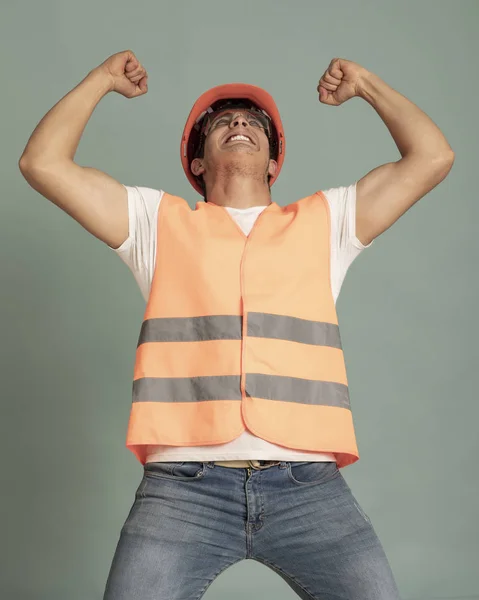 Real Feliz Arquiteto Homem Detalhe Com Capacete Segurança Sua Cabeça — Fotografia de Stock