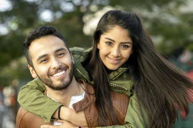 Birbirine aşık çift