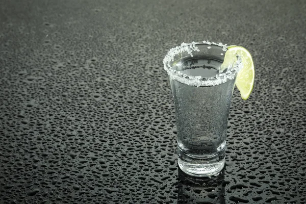 Tequila con sal y limón —  Fotos de Stock