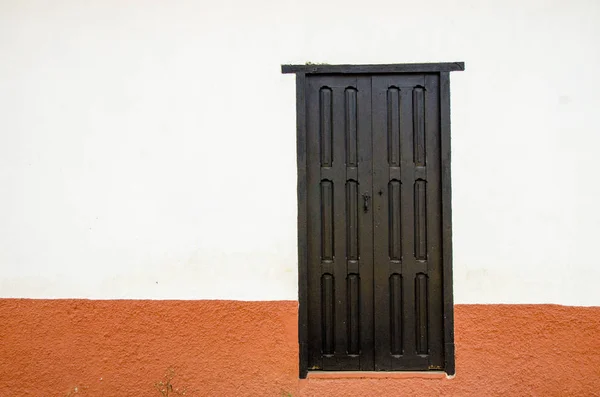 メキシコの町からドア詳細 — ストック写真