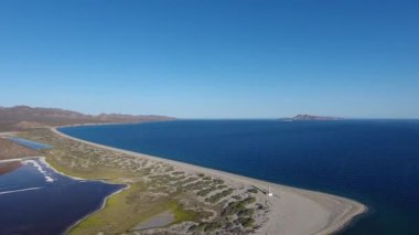 Isla San Jose, Baja California Sur, Meksika hava panoramik manzaralarını. Deniz cortez.
