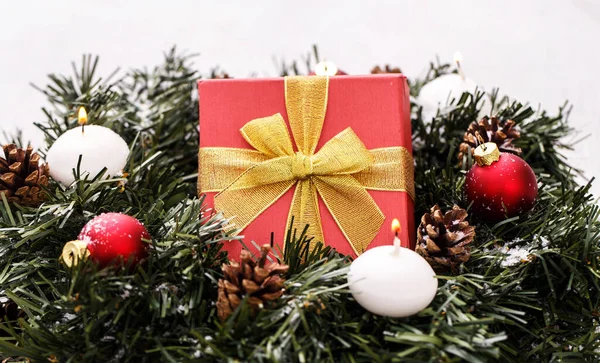 Pinhas Com Bolas Decorativas Natal Abeto — Fotografia de Stock