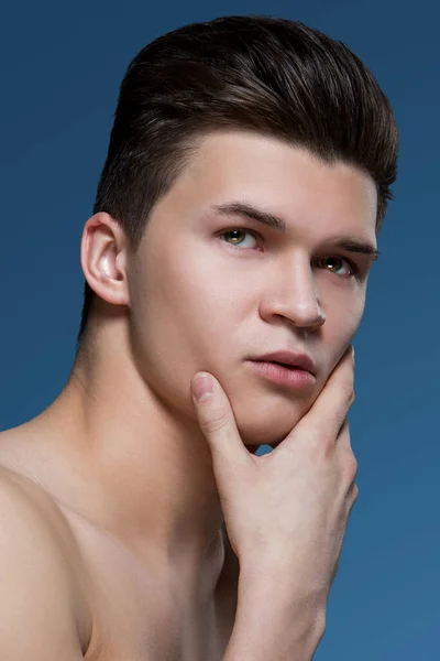 Handsome Guy Serious Look — Stock Photo, Image