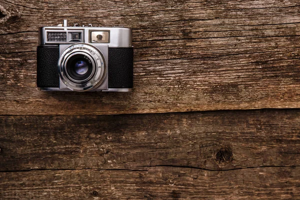 Fotografie Jahrgang Retro Kamera Auf Dem Holztisch — Stockfoto