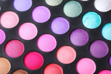 Renkli göz farlarını kapat