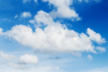 Bir sürü güzel bulut