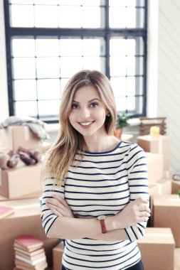 Eve taşınırken çok tatlı bir kızdı.