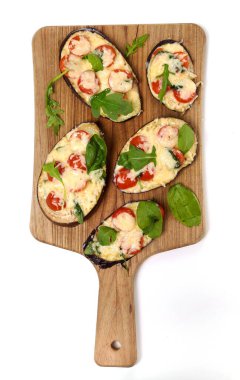 Patlıcandan yapılmış pizza.