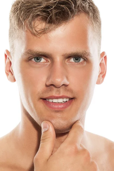 Retrato Jovem Bonito Caucasiano Homem Sobre Branco Fundo — Fotografia de Stock