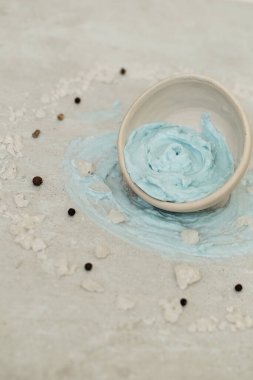 Kozmetoloji. Güzellik ve cilt kremi