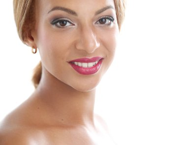 Kırmızı ruj ile güzel kadın