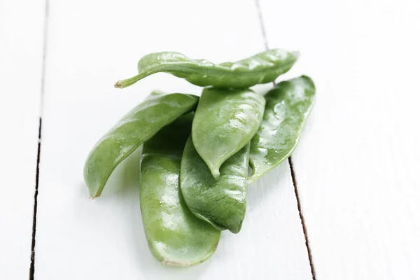 Hortalizas Guisantes Verdes Sobre Mesa — Foto de Stock