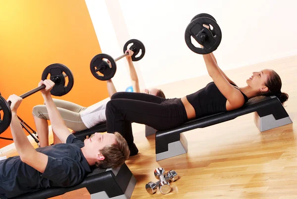 Grupo Pessoas Fazendo Exercício Fitness — Fotografia de Stock