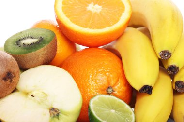 Taze ve renkli meyve yığını