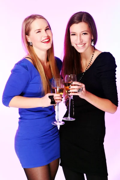 Two Young Cheerful Girlfriends Colorful Cocktails — Stock Photo, Image