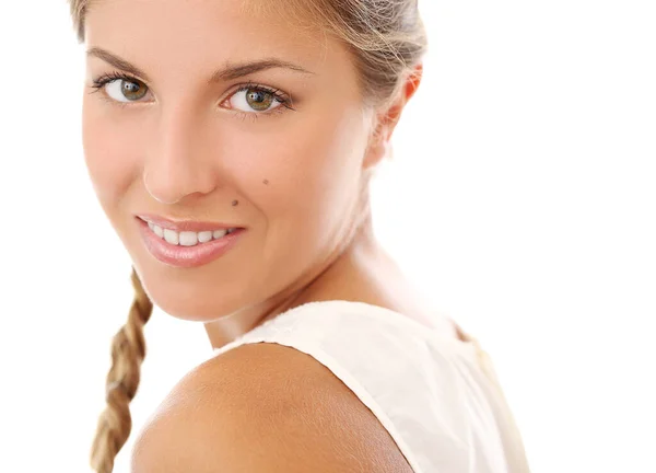 Retrato Uma Mulher Bonita Que Está Posando Sobre Fundo Branco — Fotografia de Stock