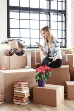 Eve taşınırken çok tatlı bir kızdı.