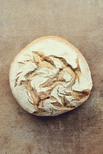 Vynikající Bochník Chleba Stole — Stock fotografie