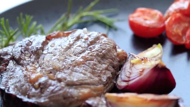 Delicious Grilled Steak Plate Close — Stock Video