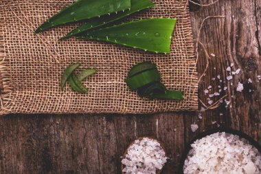 İlaçlar. Aloe Vera masada.