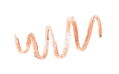 Beyaz arkaplanda kozmetik ürünler