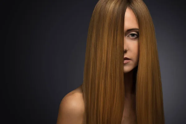 Nudo Ragazza Affascinante Avendo Una Sessione Foto Uno Studio — Foto Stock