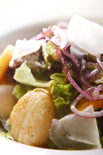 Seafood Gourmet Salad Scallops Onion — Stock Photo, Image