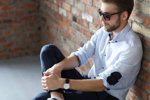 Moda Hombre Guapo Gafas Sol —  Fotos de Stock