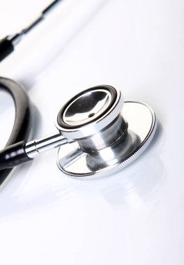 Yansıma ile steteskopu kapat