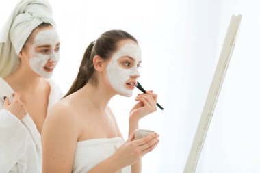 Spa 'da en iyi arkadaş grubu