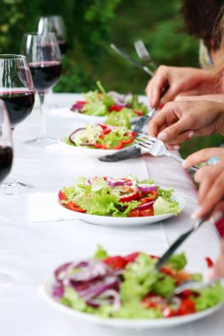 Taze ve lezzetli yeşil sebze salatası