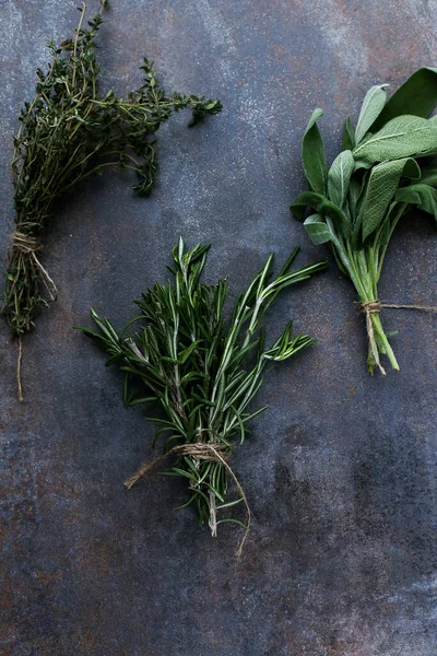 Culinaire Herbes Sur Table — Photo