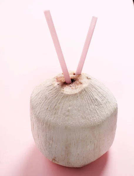 위에서 껍질을 코코넛 — 스톡 사진