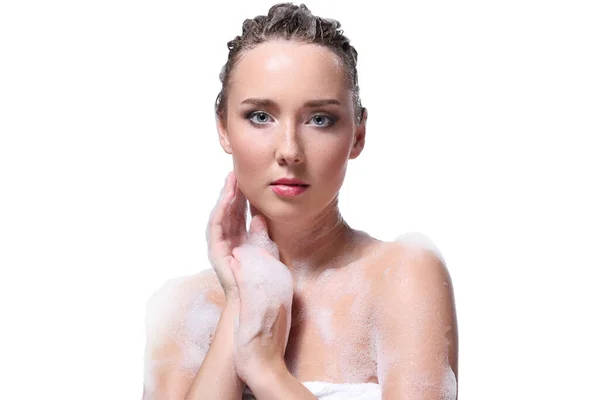石鹸泡洗って白い背景の女 — ストック写真