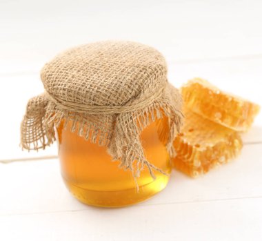 Masada lezzetli bal var.