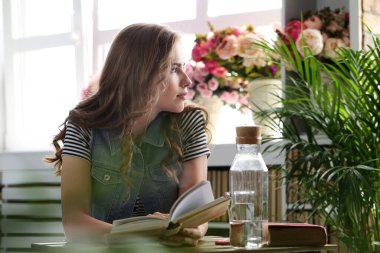 Beautiful woman with cute face