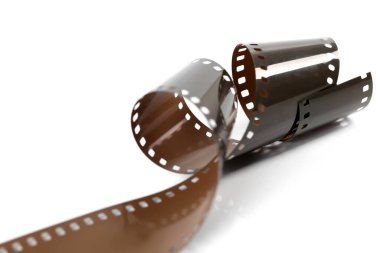 Beyaz arkaplanda film şeridi