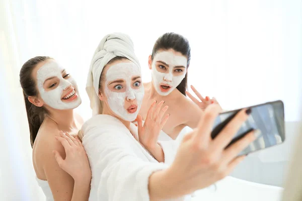 Spa 'da en iyi arkadaş grubu