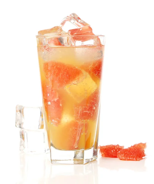 Sklenici Zmrzlého Grapefruitového Džusu Ledem — Stock fotografie