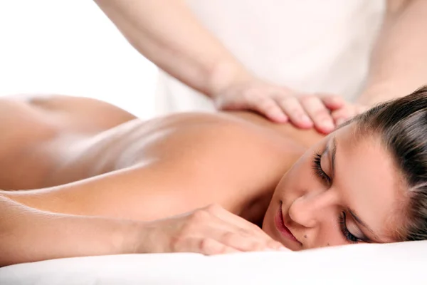 Vacker Kvinna Njuta Massage — Stockfoto