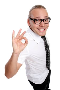 gülümseme ile çekici bir genç adam