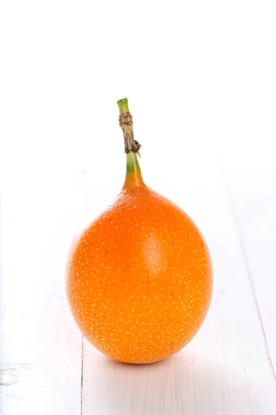 Granadilla Dolce Frutta Sul Tavolo — Foto Stock