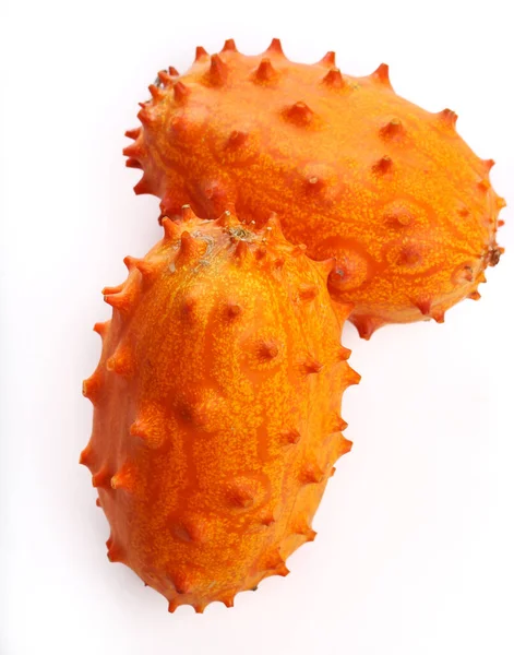 Kiwano, meyve. Masada boynuzlu karpuz