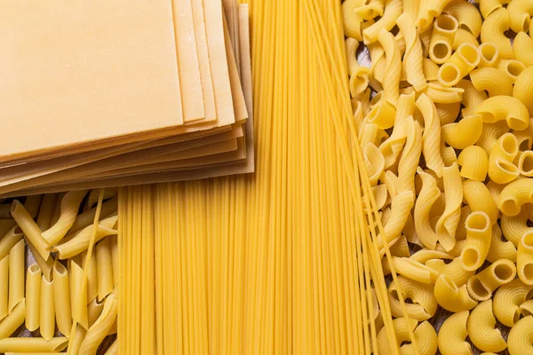 Primer Plano Pasta Italiana Cruda —  Fotos de Stock