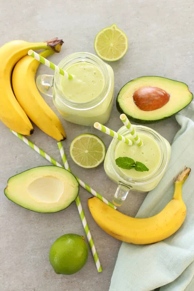 Delicioso Smoothie Feito Abacate Banana — Fotografia de Stock