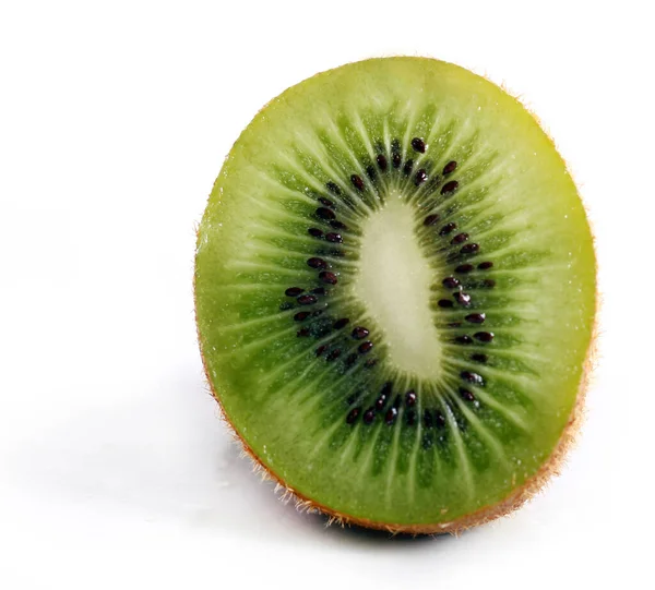Fruta Kiwi Fresca Sobre Fondo Blanco —  Fotos de Stock