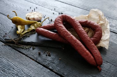 Yemek, et. Masada nefis sosis var.