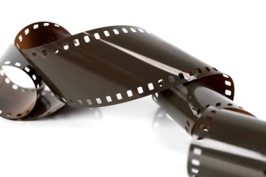 Beyaz arkaplanda film şeridi