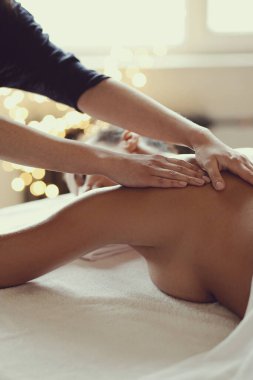 Boş zaman. Kaplıca salonundaki kadın.